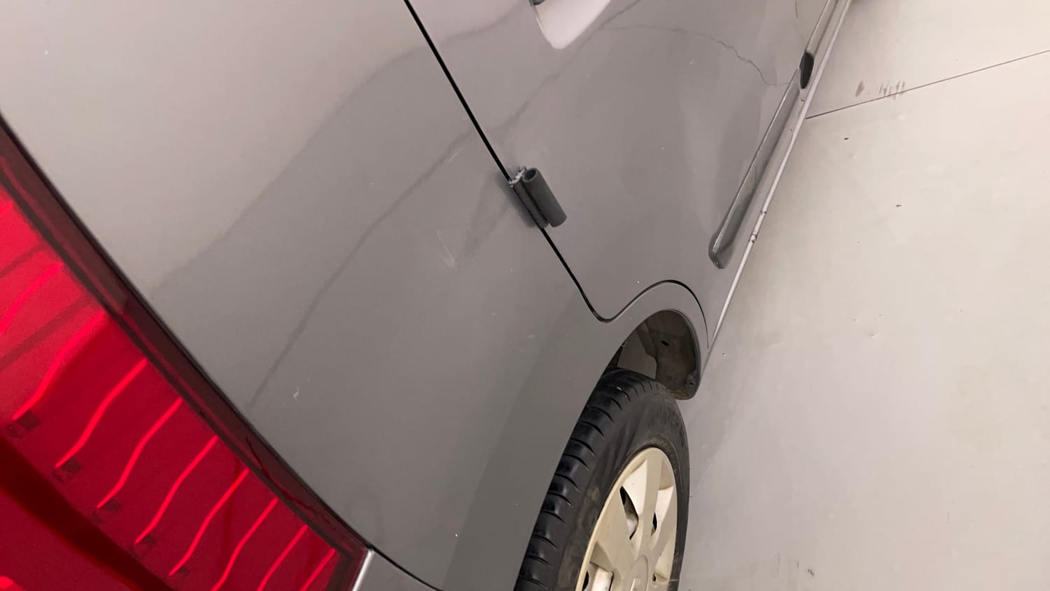 Used 2013 Maruti Suzuki Wagon R LXI Petrol Manual dents MINOR SCRATCH