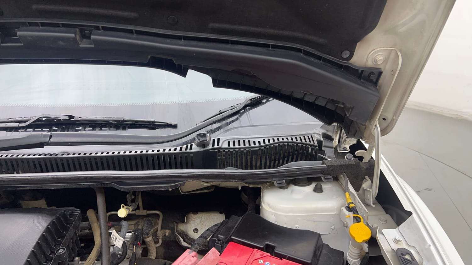 Used 2023 Tata Nexon Pure S 1.2 Revotron Petrol 6MT Petrol Manual engine ENGINE LEFT SIDE HINGE & APRON VIEW