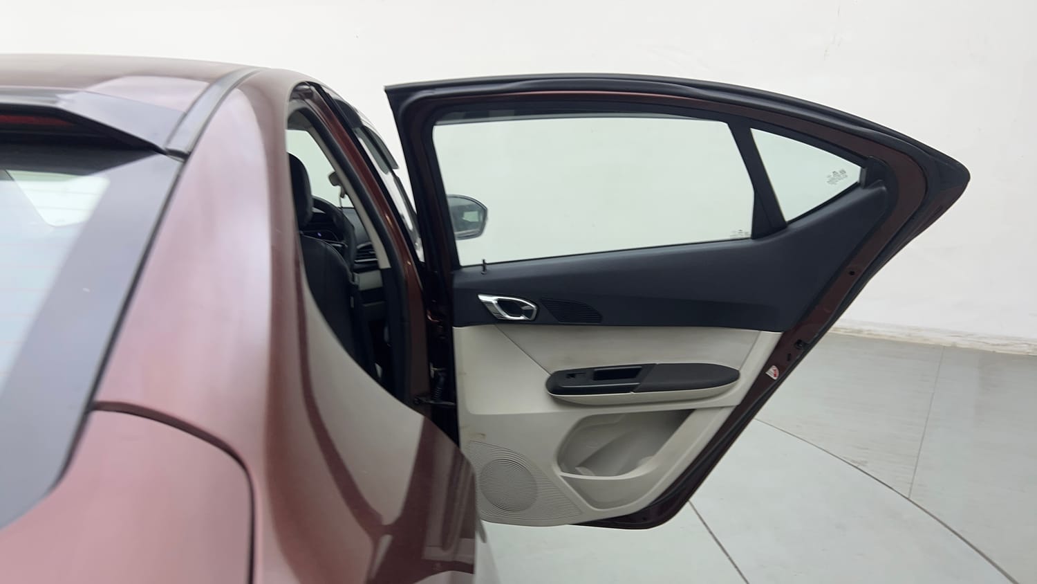 2022 Tata Tigor XZ Plus CNG-20