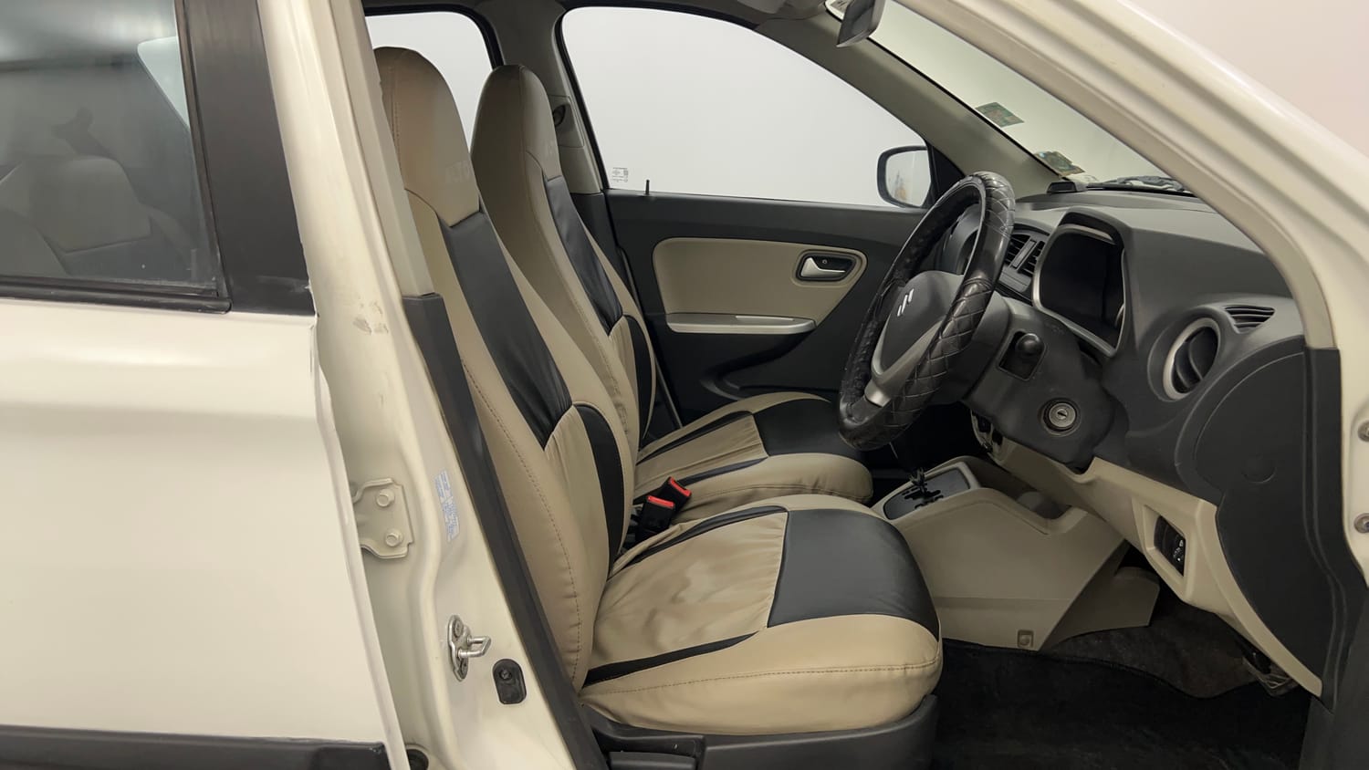 Used 2016 Maruti Suzuki Alto K10 VXi AMT Petrol Automatic interior RIGHT SIDE FRONT DOOR CABIN VIEW
