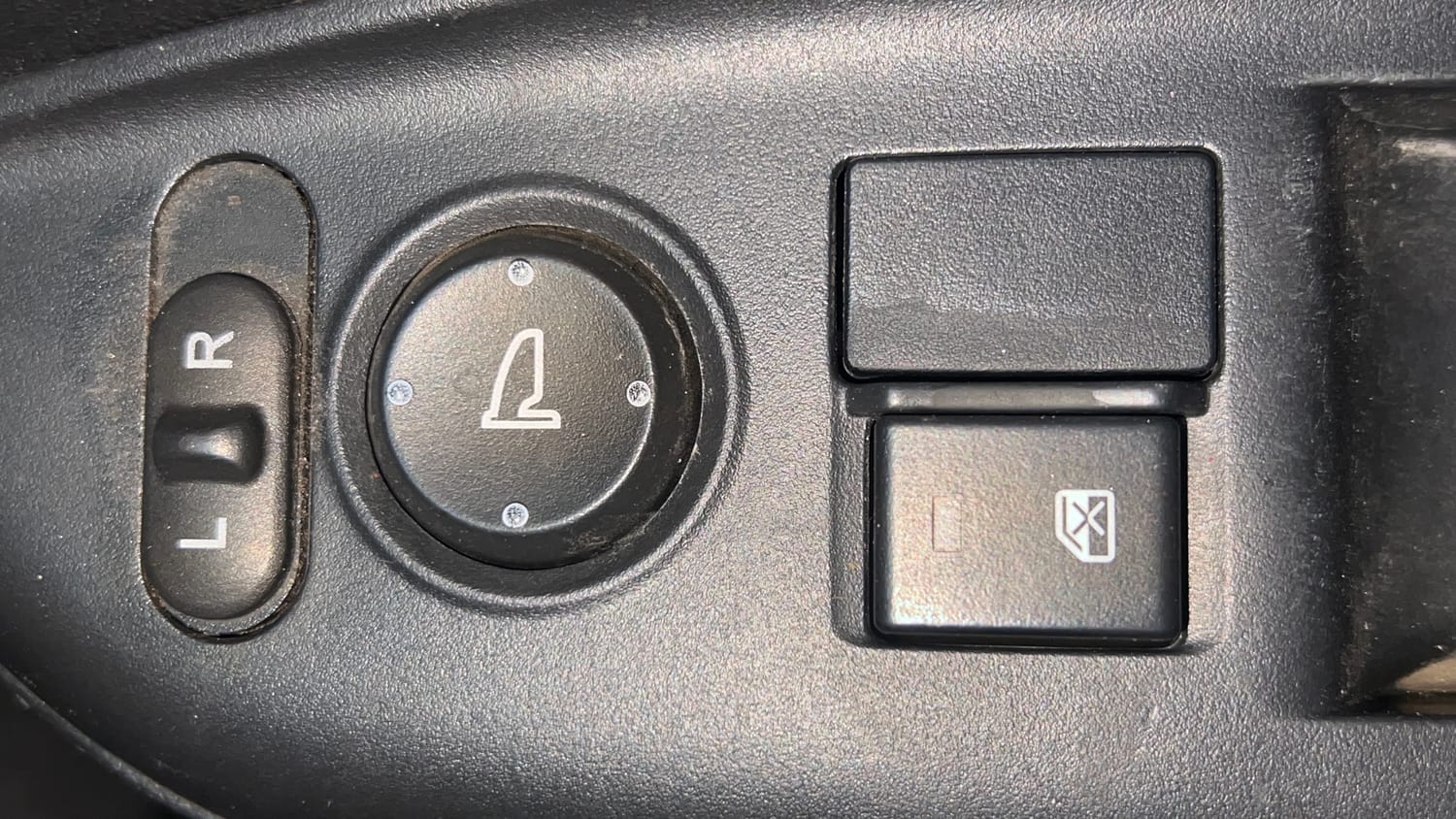 Used 2017 Honda Jazz S Petrol Petrol Manual top_features Adjustable ORVM