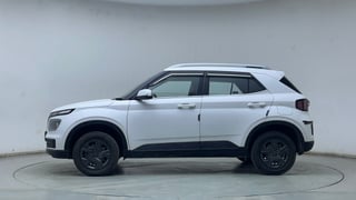 Used 2024 Hyundai Venue S (O) 1.2 Petrol Petrol Manual exterior LEFT SIDE VIEW
