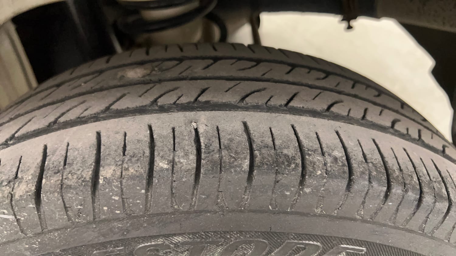 Used 2016 Maruti Suzuki Alto K10 VXi AMT Petrol Automatic tyres LEFT REAR TYRE TREAD VIEW