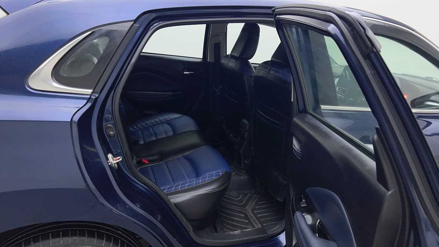 2023 Maruti Suzuki Baleno Zeta MT Petrol+CNG (Outside Fitted)-18