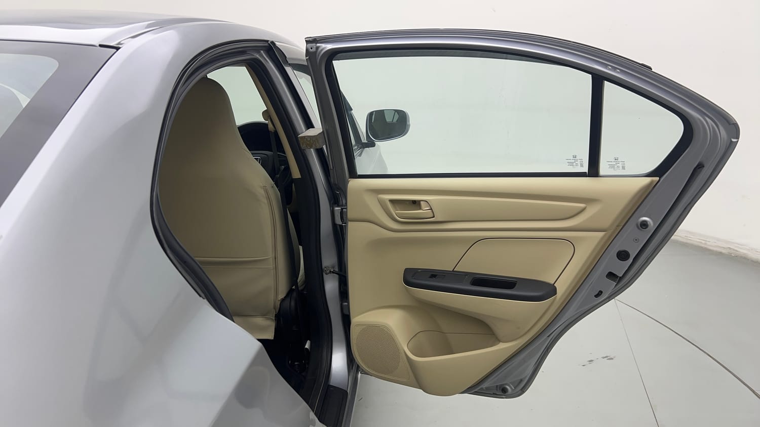 2022 Honda Amaze E MT 1.2 Petrol (Old Design)-20