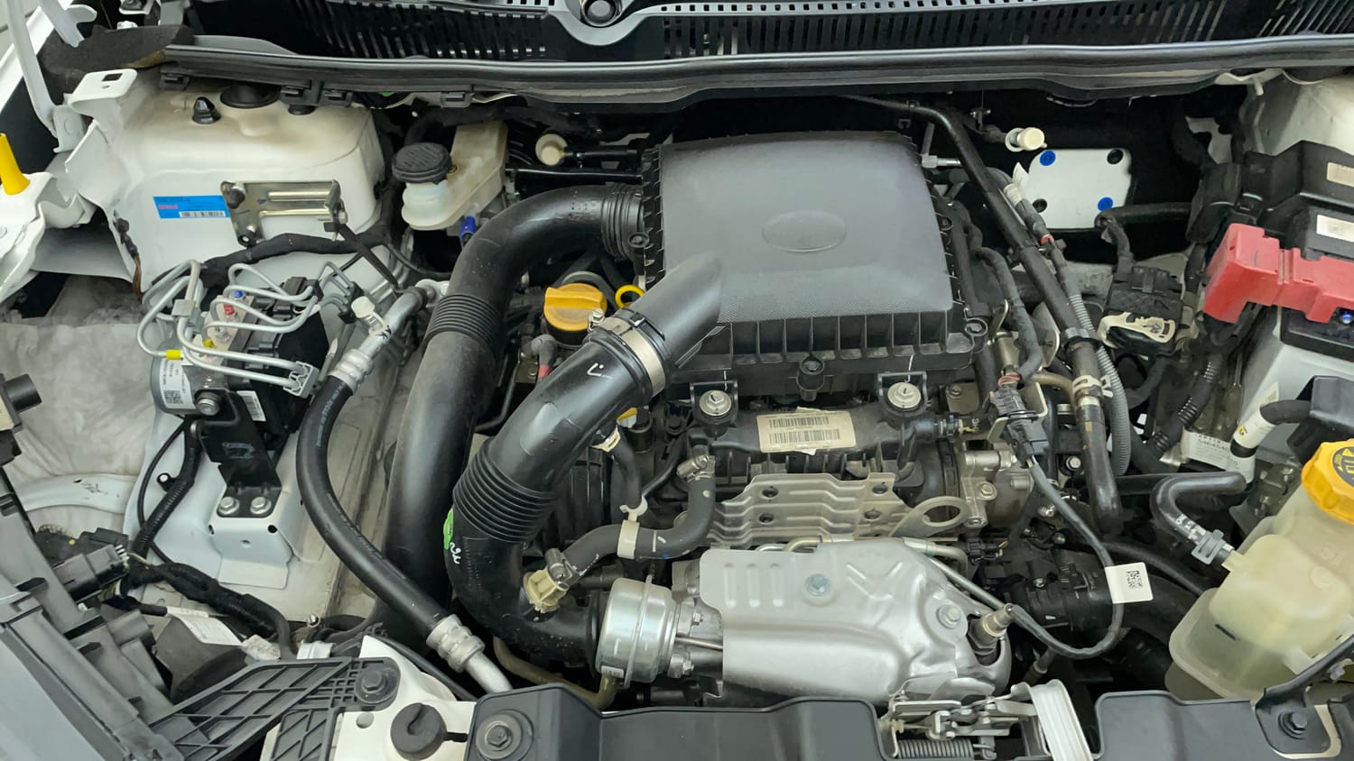 Used 2025 Tata Nexon Creative Plus (S) 1.2 Petrol 6MT Petrol Manual engine ENGINE RIGHT SIDE VIEW