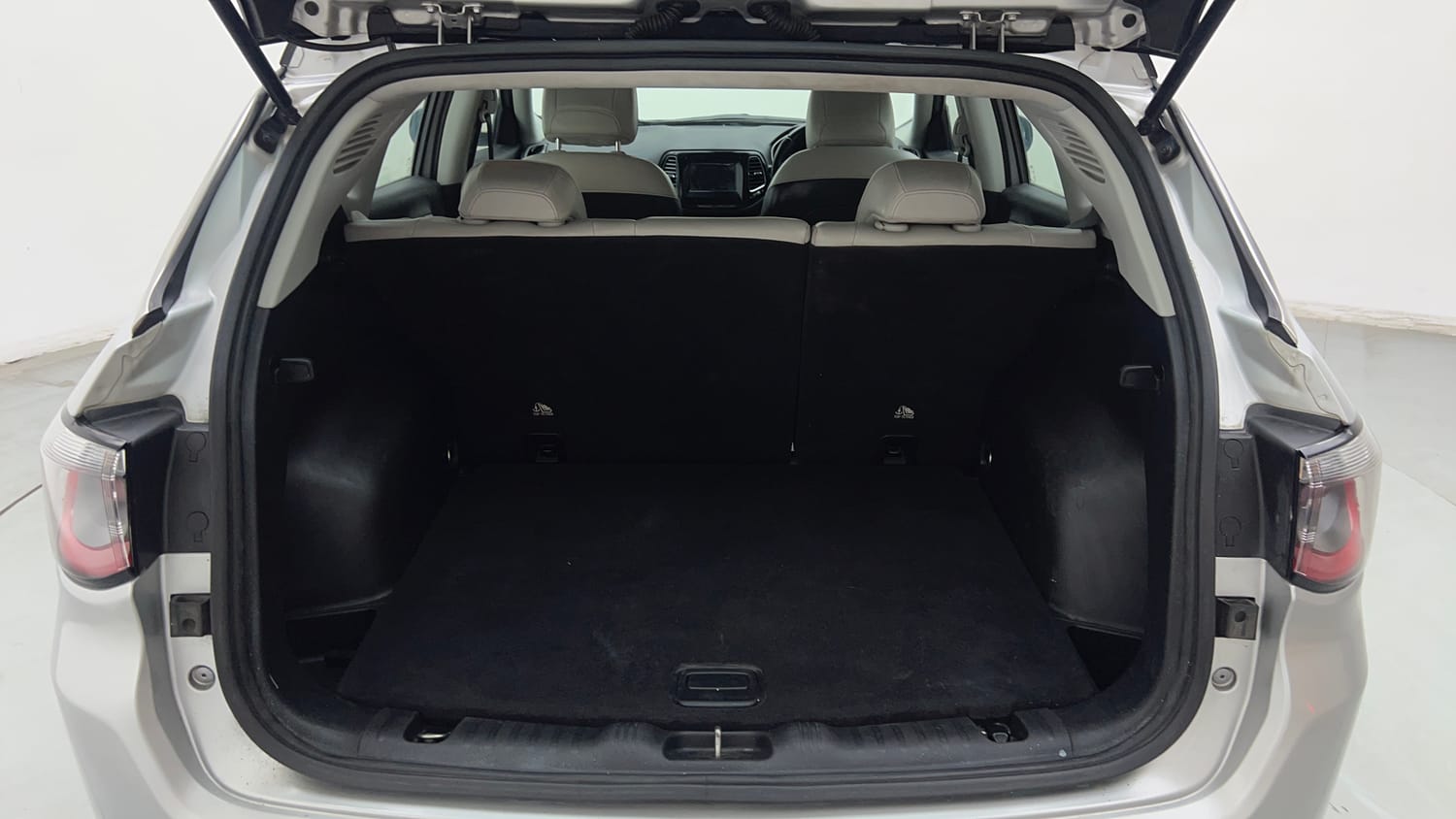 2018 Jeep Compass Limited (O) 1.4 Petrol AT-25