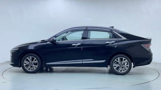 Used 2023 Hyundai Verna SX 1.5 MPi Petrol Manual exterior LEFT SIDE VIEW