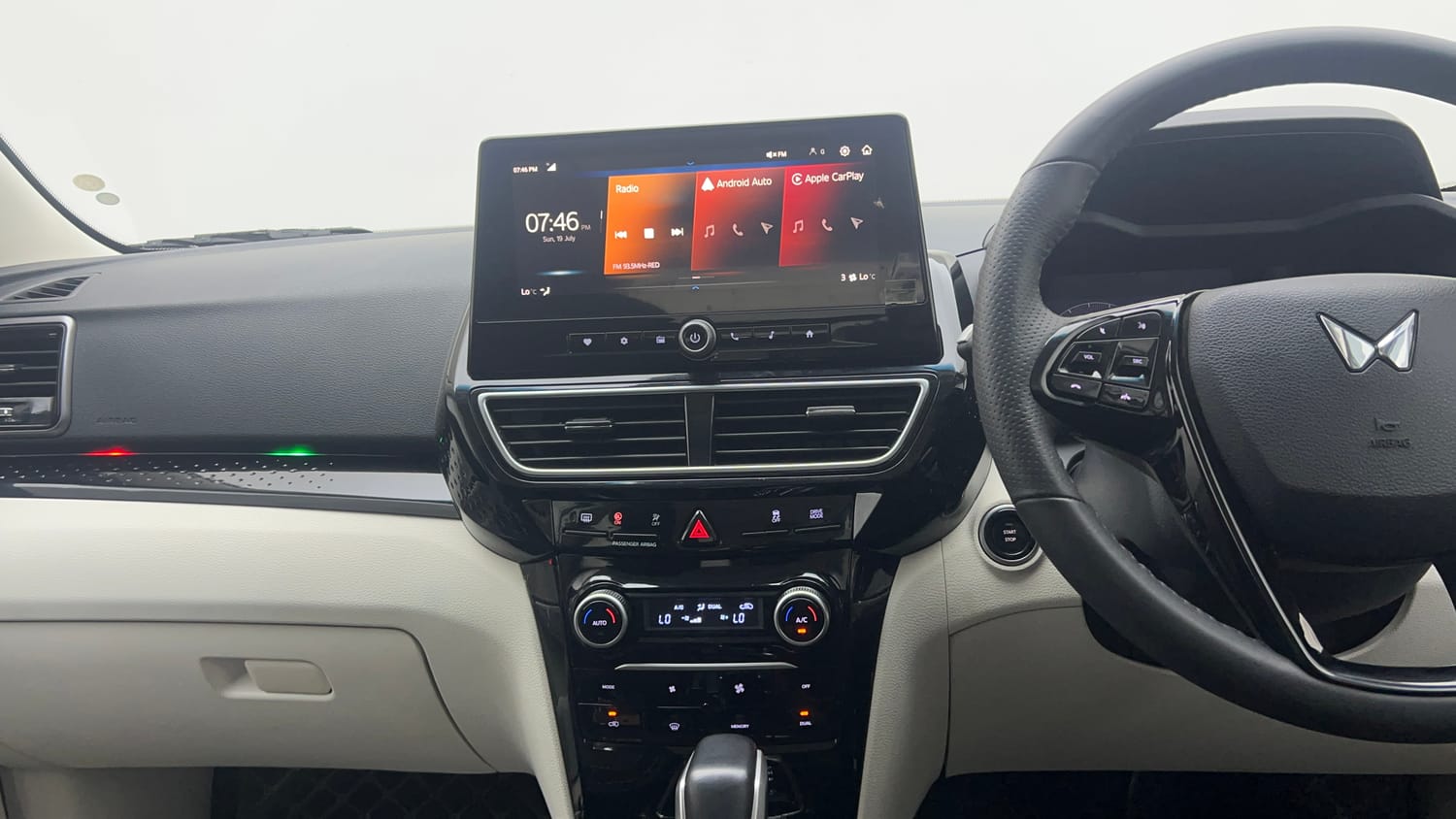 Used 2024 Mahindra XUV 3XO AX5 1.2 Petrol AT Petrol Automatic interior MUSIC SYSTEM & AC CONTROL VIEW