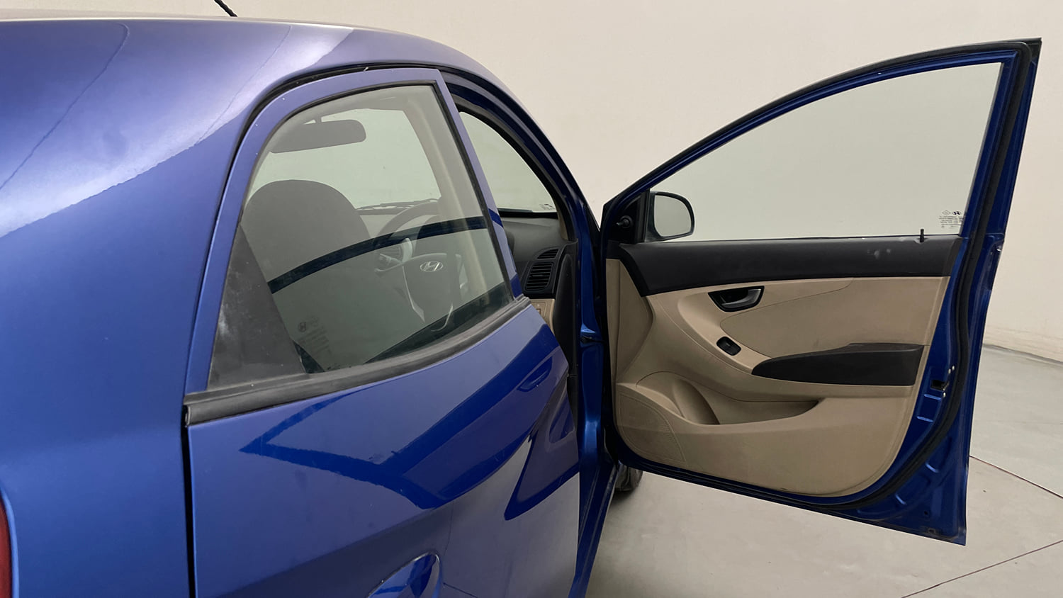 Used 2012 Hyundai Eon Sportz Petrol Manual interior RIGHT FRONT DOOR OPEN VIEW