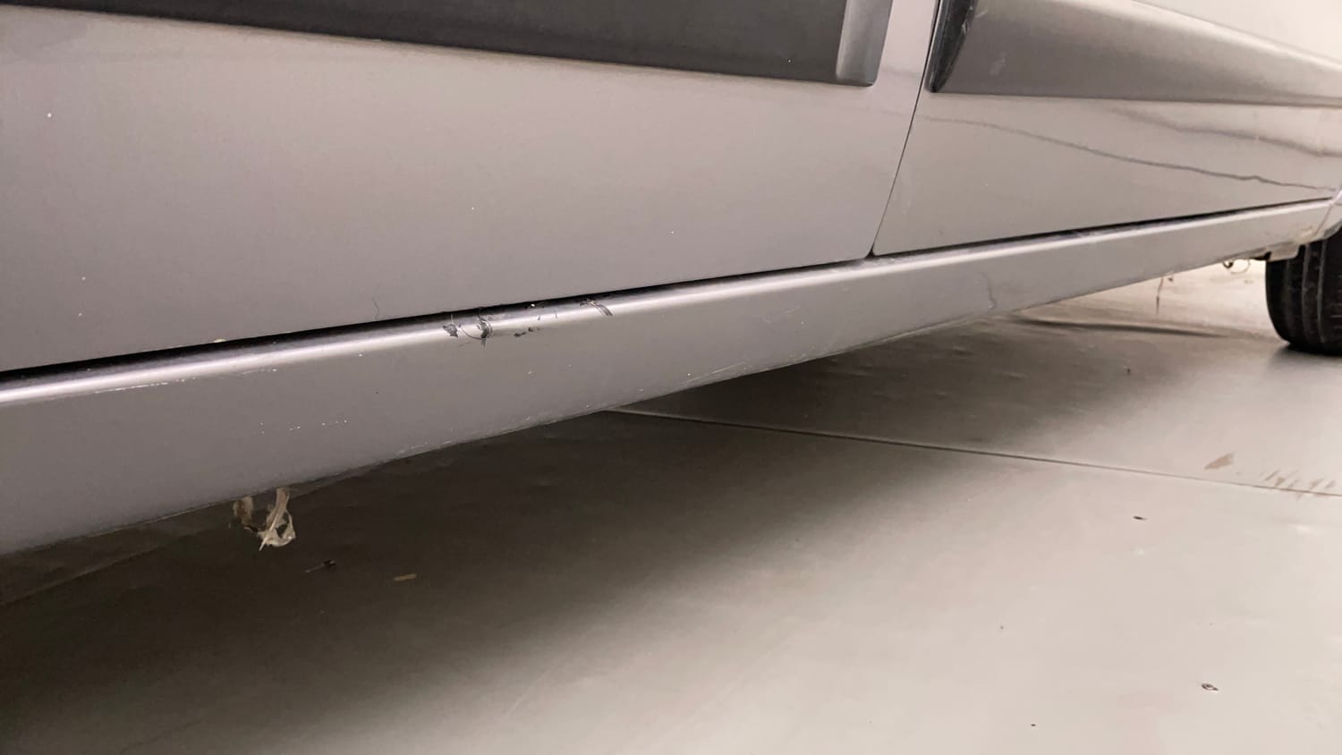 Used 2013 Maruti Suzuki Wagon R LXI Petrol Manual dents MINOR SCRATCH