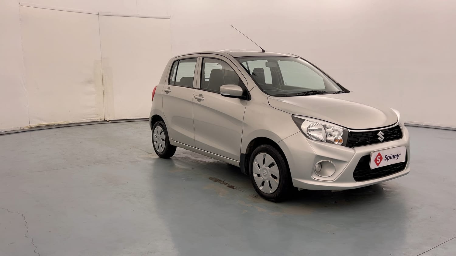 Used 2018 Maruti Suzuki Celerio ZXi AMT Petrol Automatic exterior RIGHT FRONT CORNER VIEW