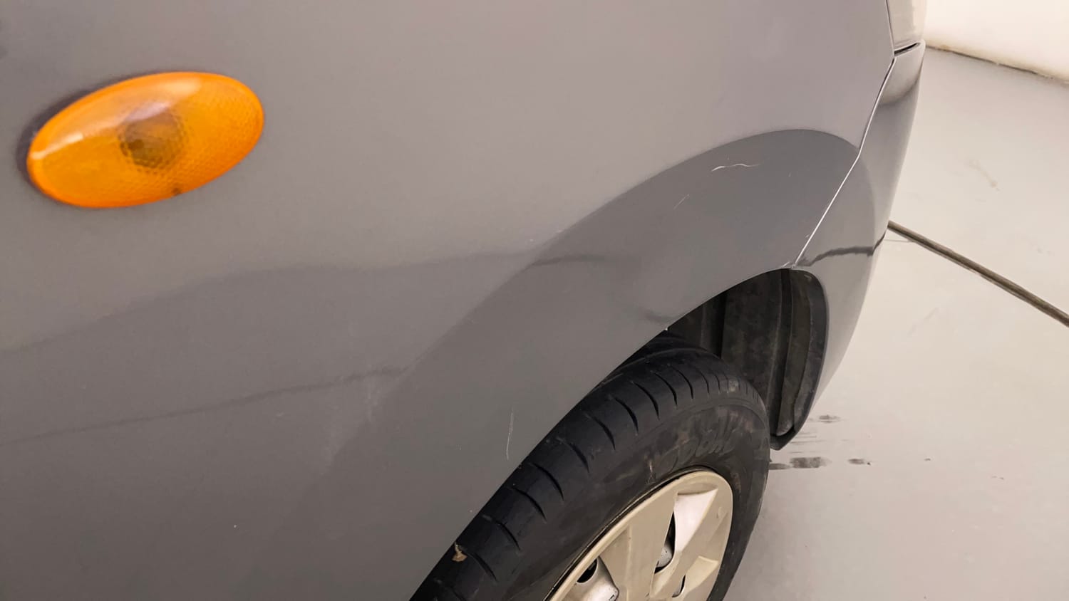 Used 2013 Maruti Suzuki Wagon R LXI Petrol Manual dents MINOR SCRATCH