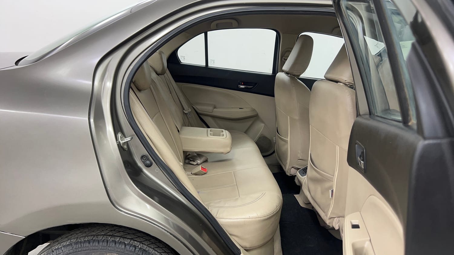 Used 2018 Maruti Suzuki Dzire VDi AMT Diesel Automatic interior RIGHT SIDE REAR DOOR CABIN VIEW
