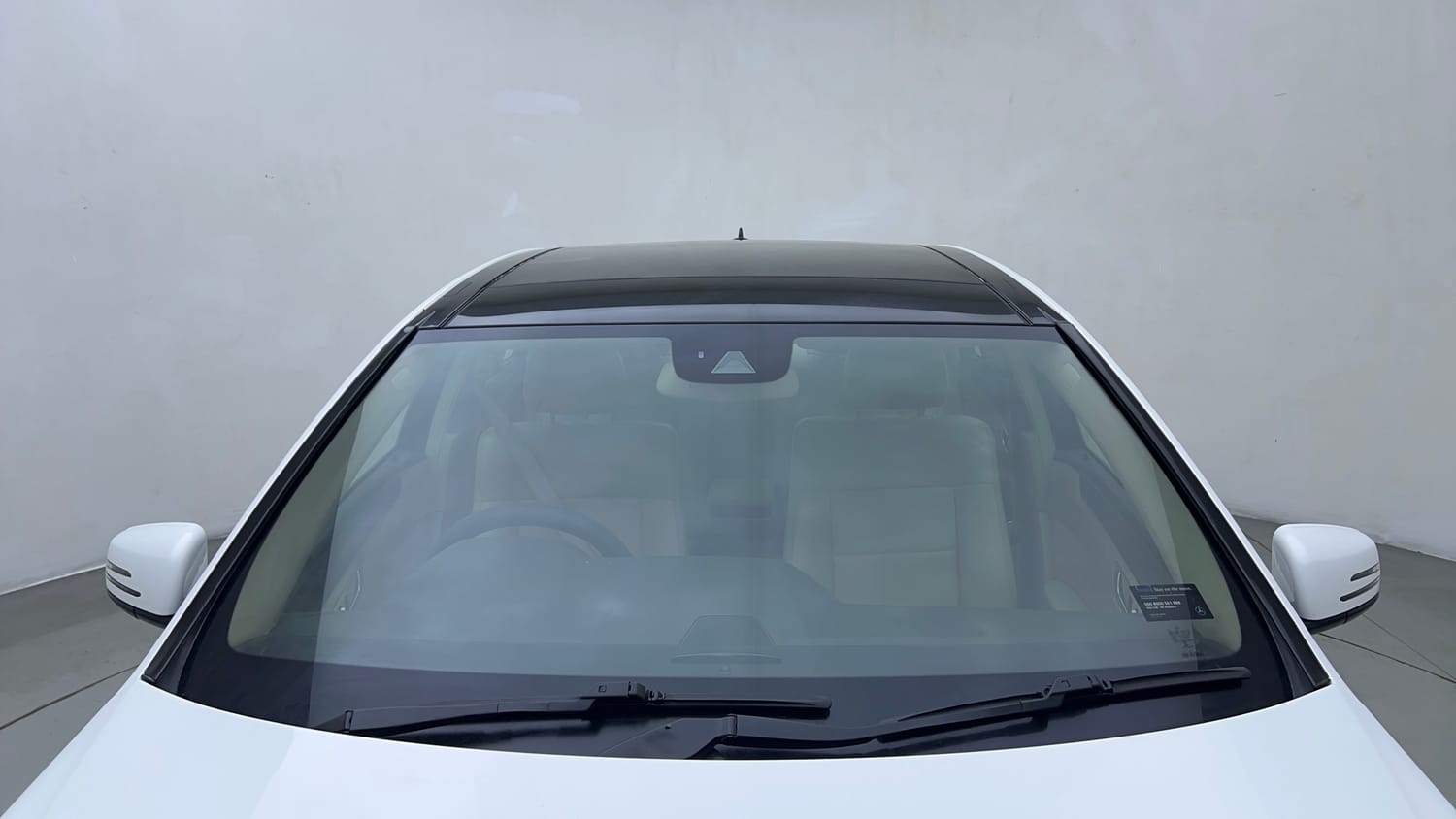 Used 2014 Mercedes-Benz E-Class E250 CDI Avantgarde Diesel Automatic exterior FRONT WINDSHIELD VIEW