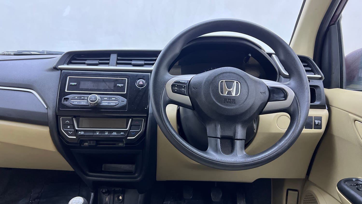 Used 2017 Honda Amaze 1.2 S i-VTEC Opt Petrol Manual interior STEERING VIEW
