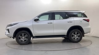 Used 2021 Toyota Fortuner 4X2 AT 2.7 Petrol Petrol Automatic exterior LEFT SIDE VIEW