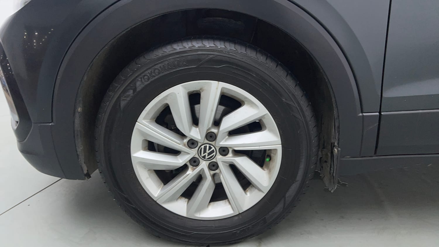 2022 Volkswagen Taigun Highline 1.0 TSI MT-34