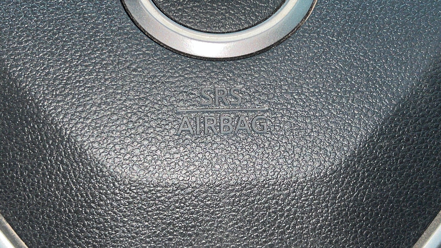 Used 2023 Nissan Magnite XE Petrol Manual top_features Airbags