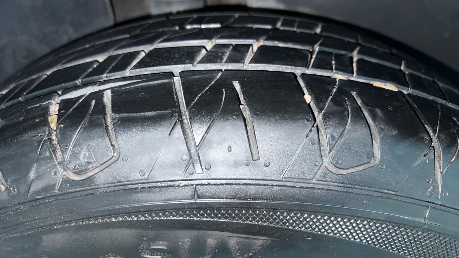 Used 2022 Hyundai Creta SX (O) 1.4 Turbo 7 DCT Petrol Automatic tyres RIGHT REAR TYRE TREAD VIEW