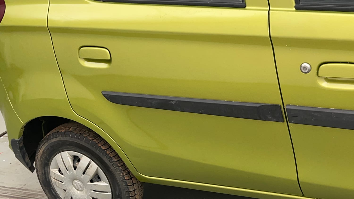 Used 2018 Maruti Suzuki Alto 800 [2016-2019] Utsav Edition Petrol Manual dents MINOR SCRATCH
