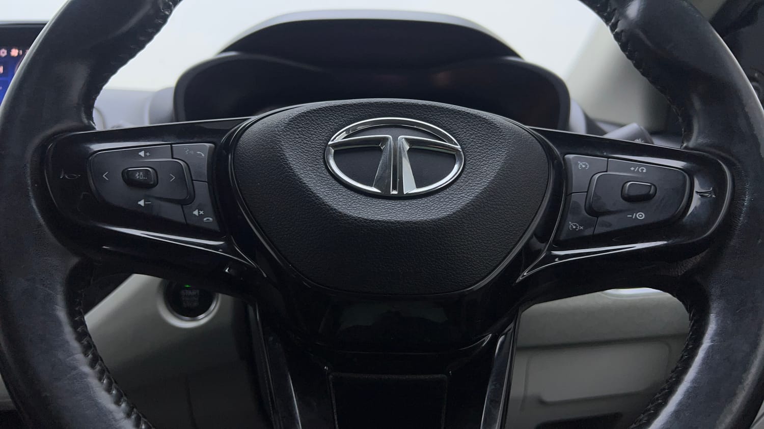 2021 Tata Nexon XZA Plus (O) Diesel-44
