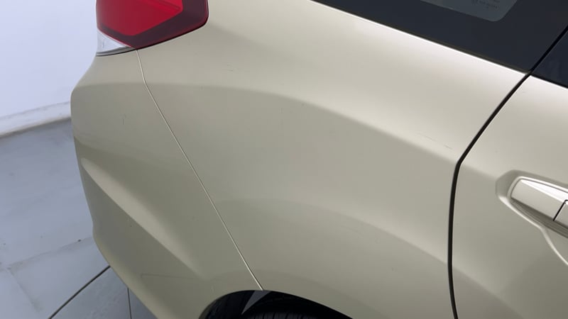 Used 2014 Honda Mobilio V Petrol Petrol Manual dents MINOR SCRATCH