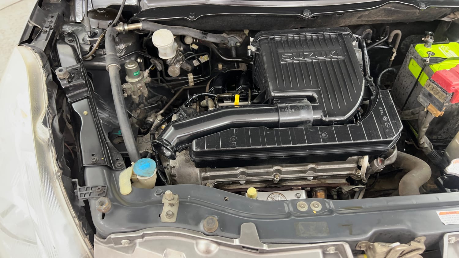 Used 2012 Maruti Suzuki Swift Dzire VXI Petrol Manual engine ENGINE RIGHT SIDE VIEW