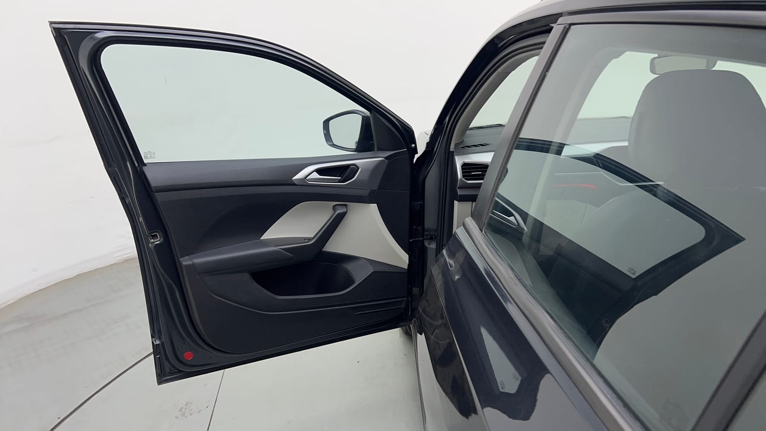 2023 Volkswagen Taigun GT 1.5 TSI MT-21