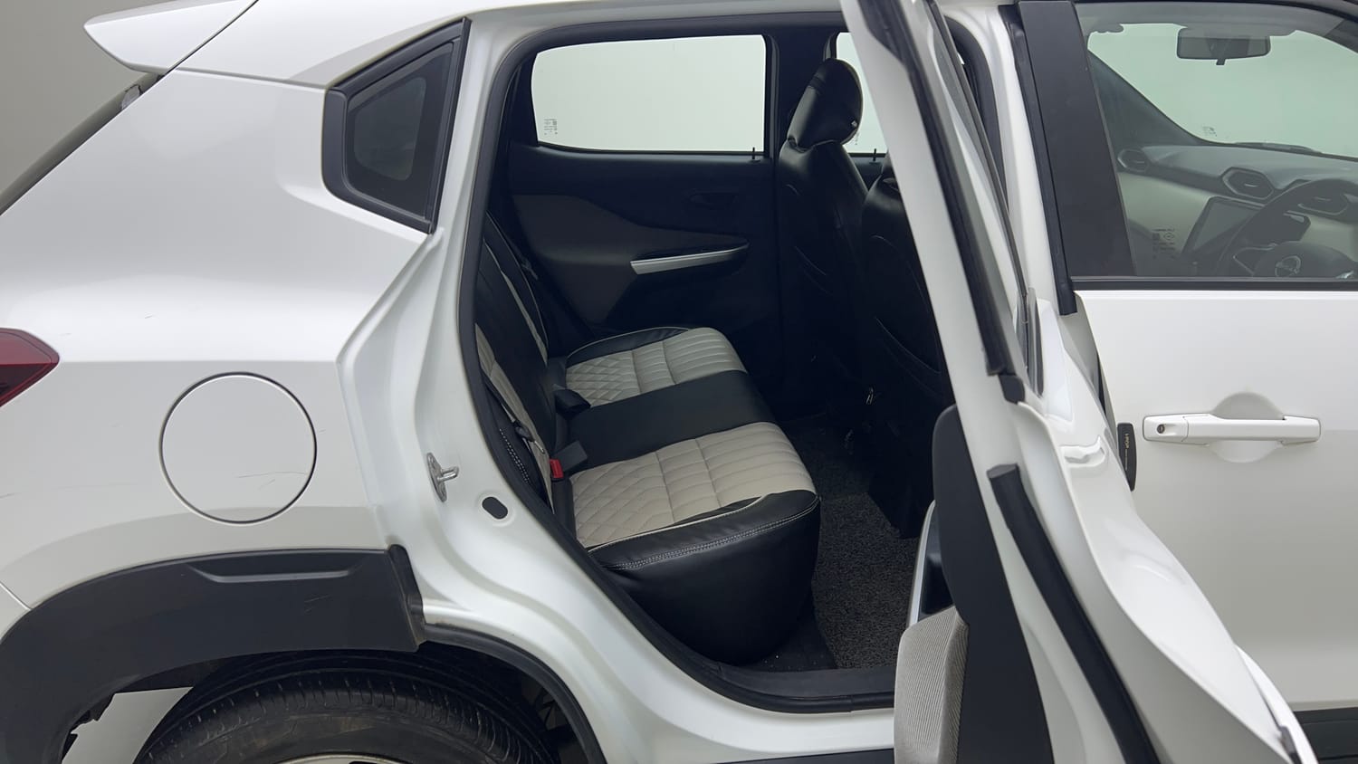 2023 Nissan Magnite XE-18