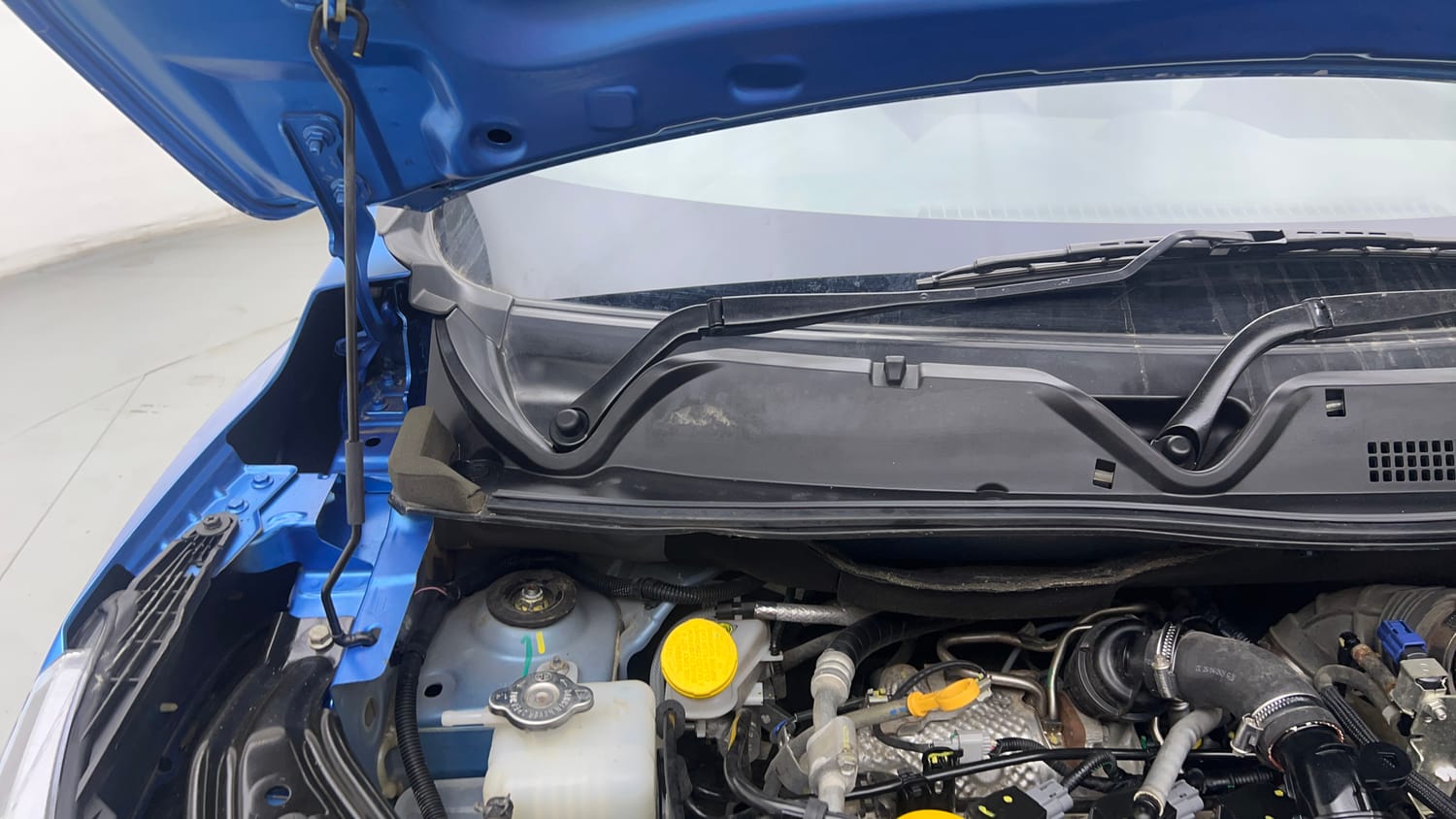2021 Nissan Magnite XV Turbo Dual Tone-31