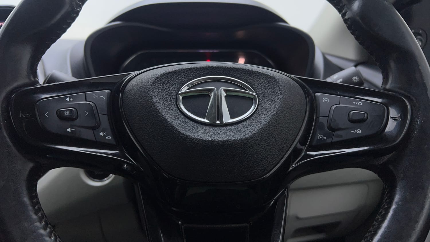 2021 Tata Nexon XZA Plus (O) Diesel-41