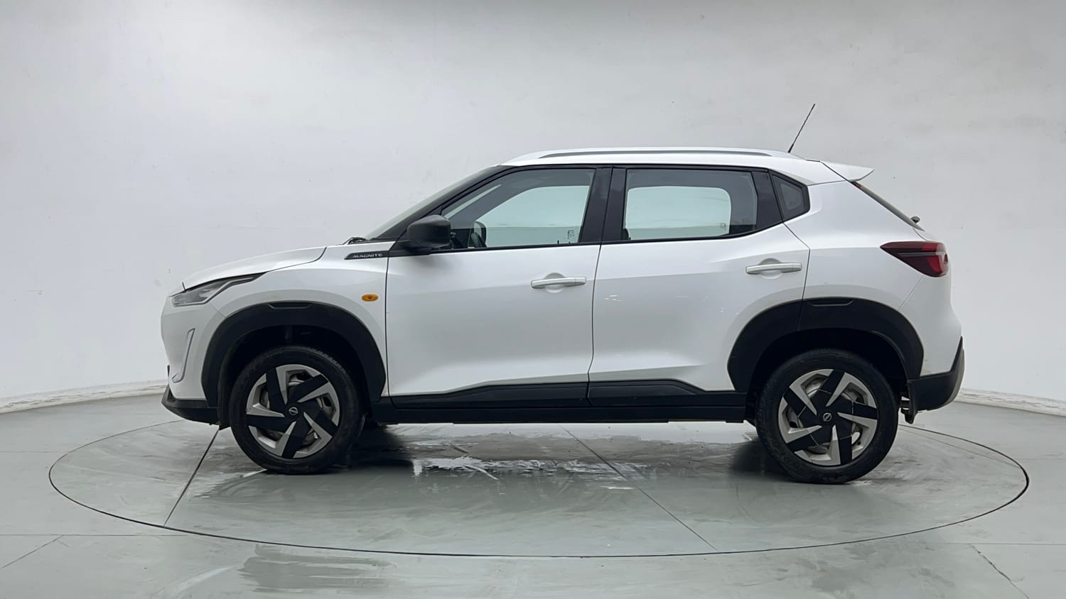 2023 Nissan Magnite XE-1