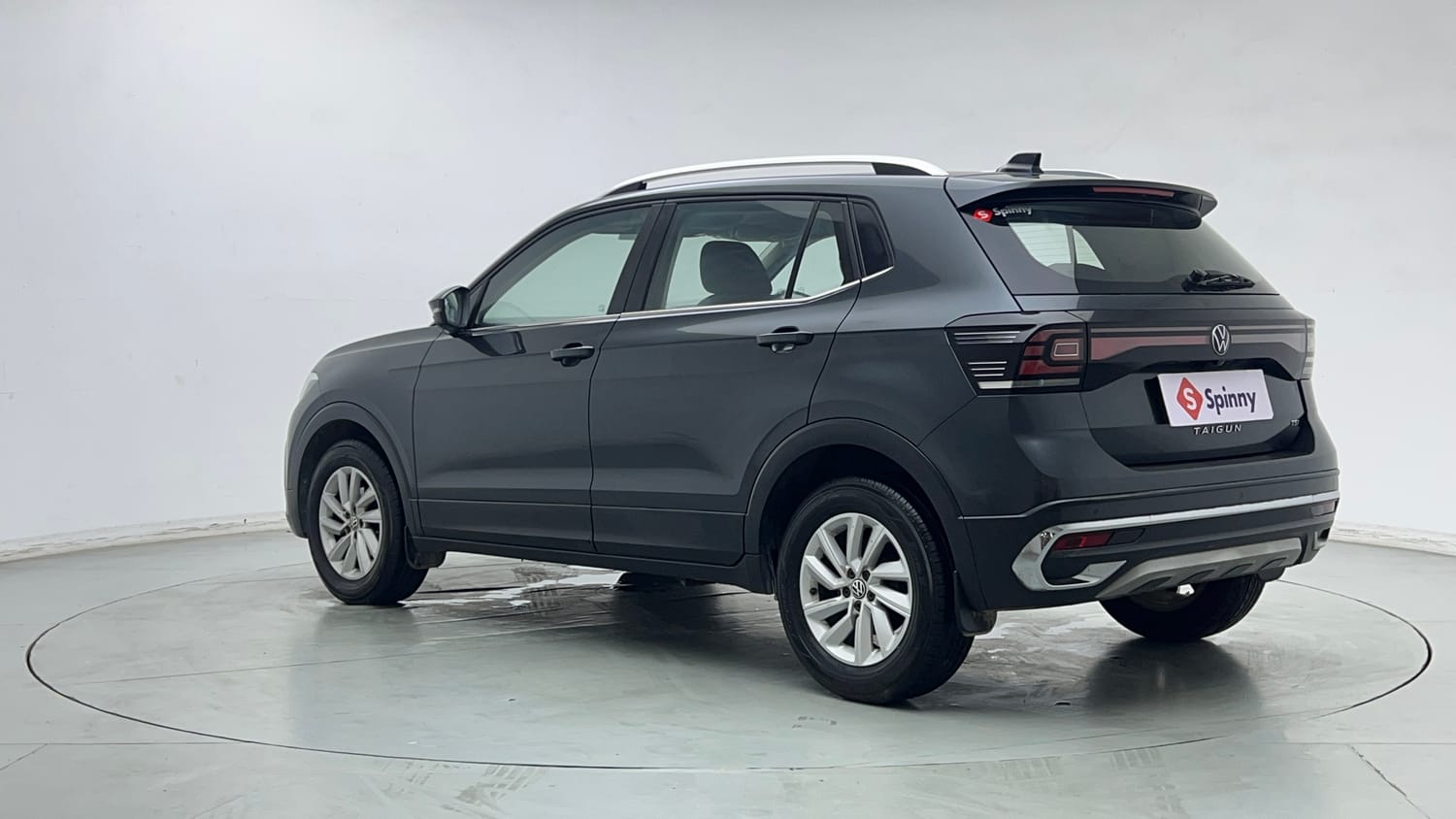 2022 Volkswagen Taigun Highline 1.0 TSI MT-2