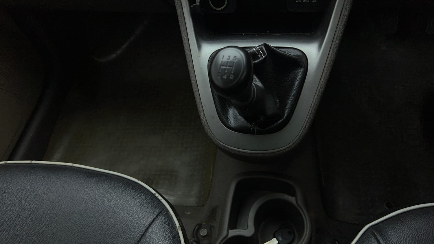 2016 Hyundai i10 Sportz 1.1 iRDE2-16