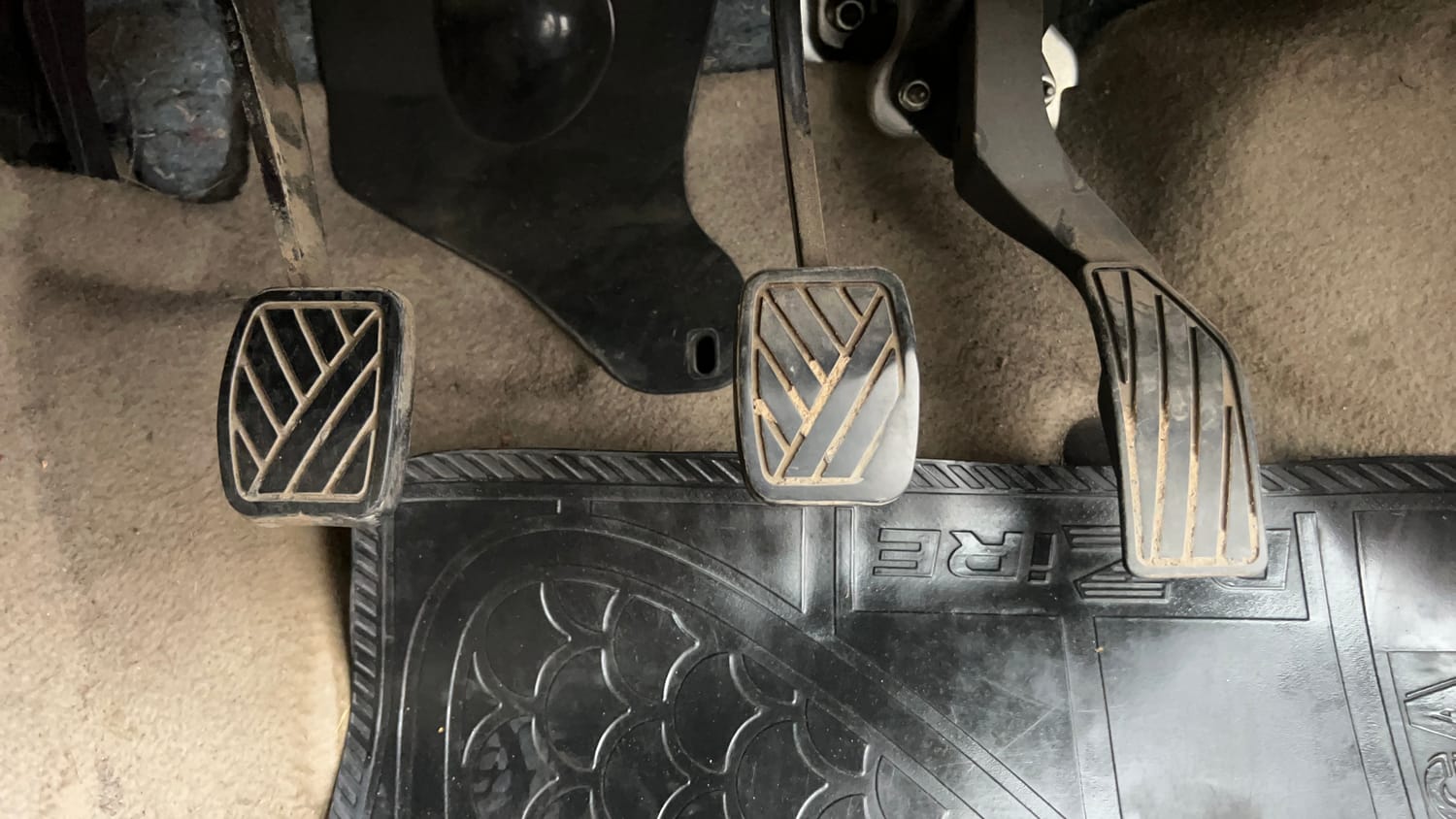 Used 2012 Maruti Suzuki Swift Dzire VXI Petrol Manual interior PEDALS VIEW