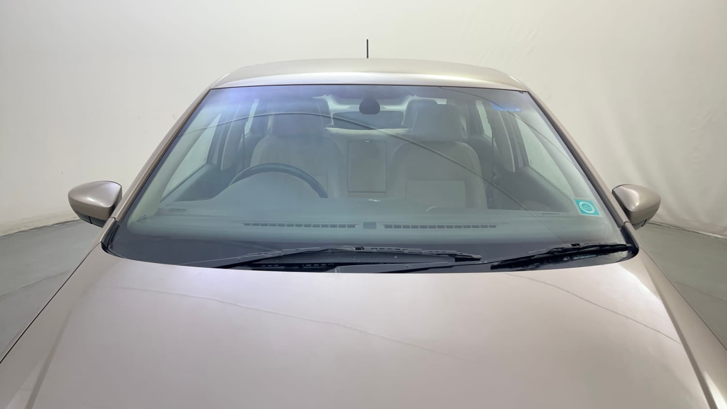 Used 2016 Volkswagen Vento Highline Petrol AT Petrol Automatic exterior FRONT WINDSHIELD VIEW
