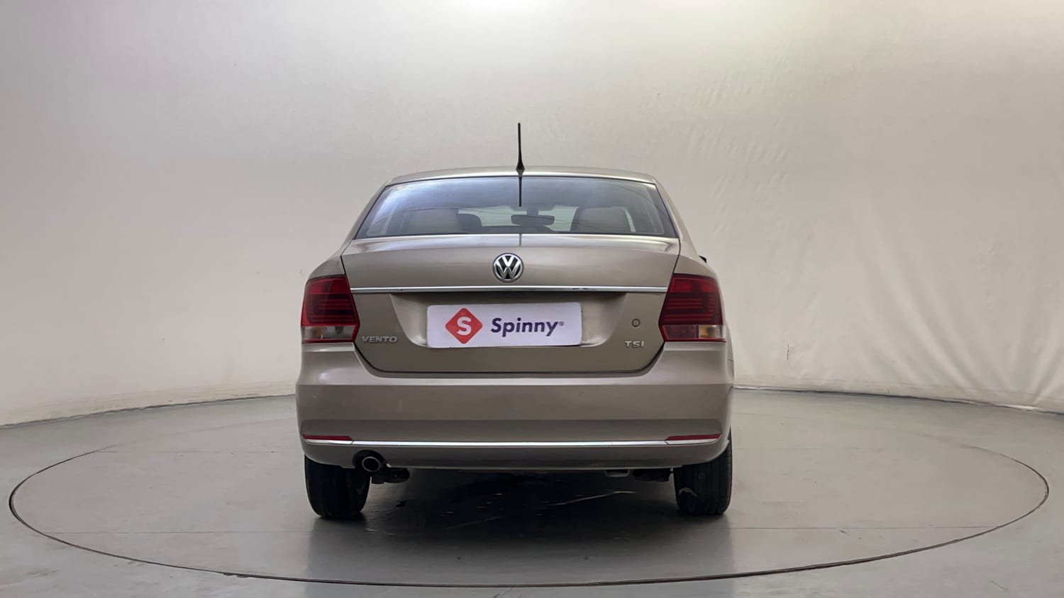 Used 2016 Volkswagen Vento Highline Petrol AT Petrol Automatic exterior BACK VIEW