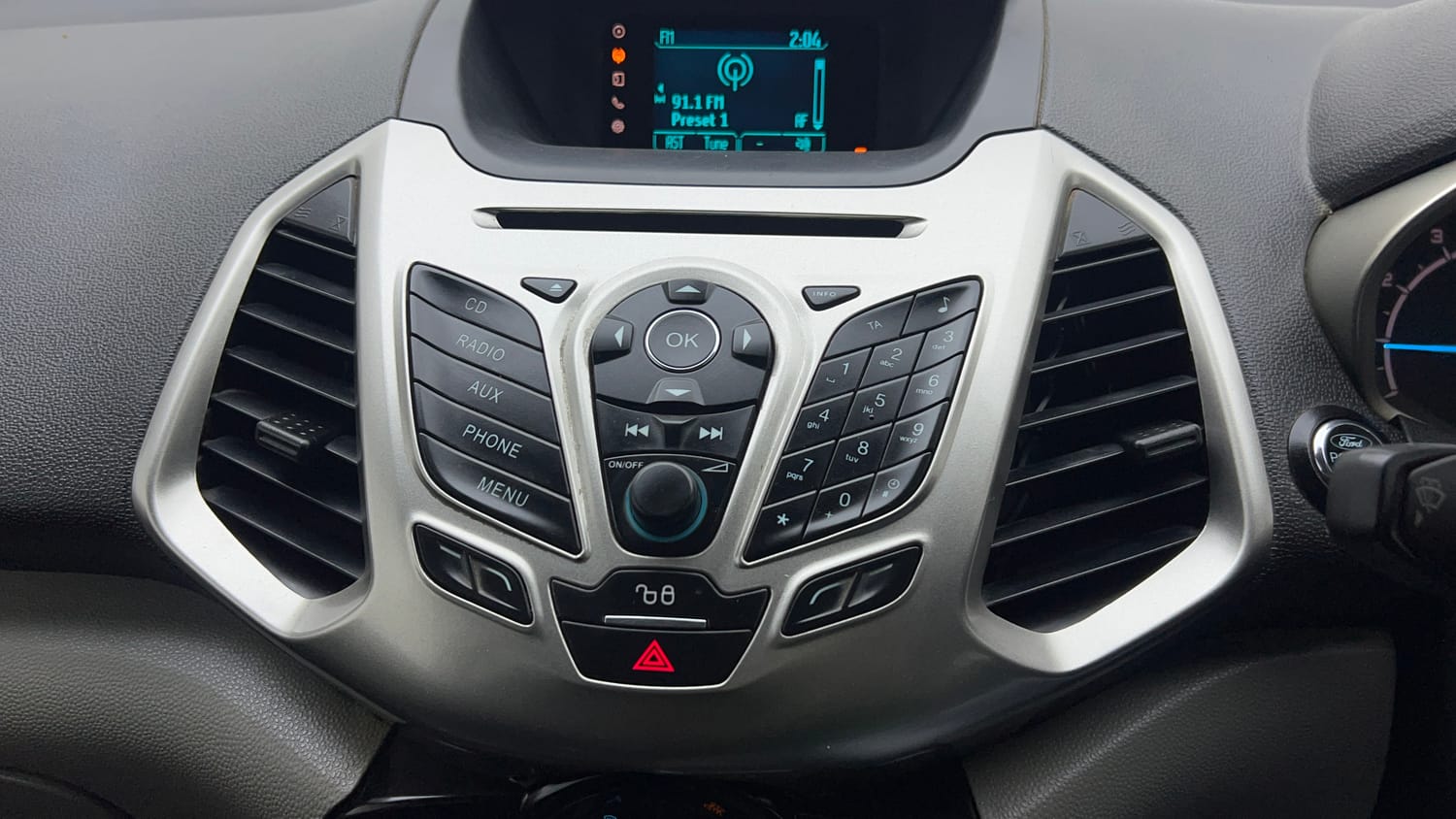 2016 Ford EcoSport Titanium 1.5L Ti-VCT AT-42