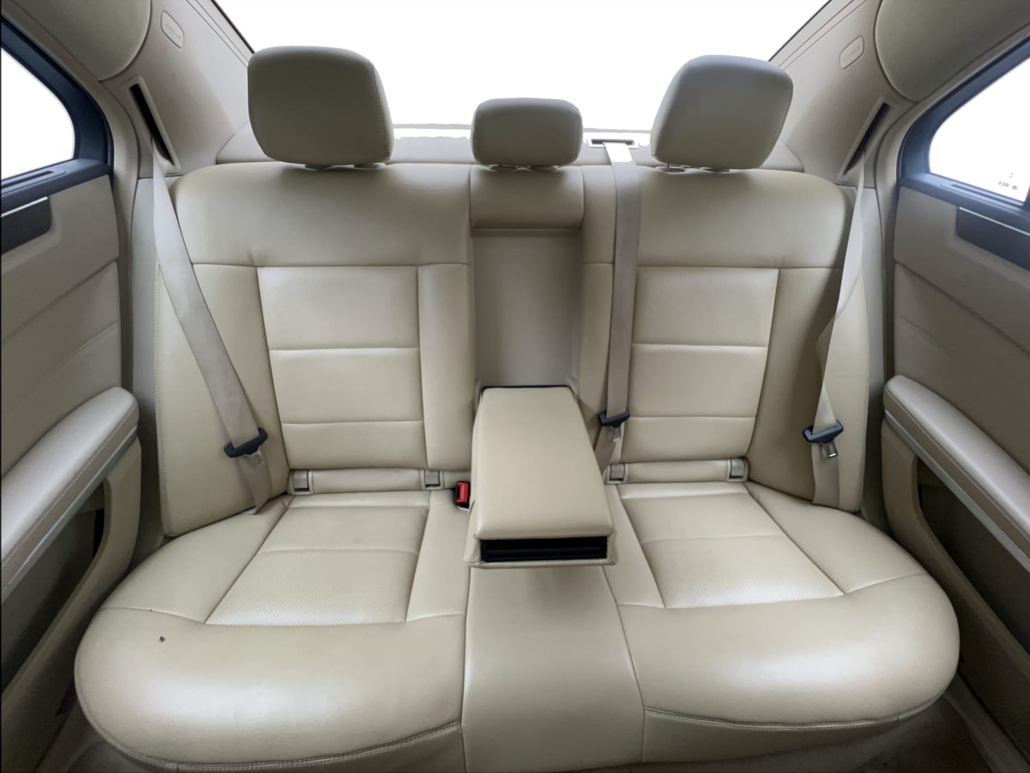 Used 2014 Mercedes-Benz E-Class E250 CDI Avantgarde Diesel Automatic interior REAR SEAT CONDITION VIEW