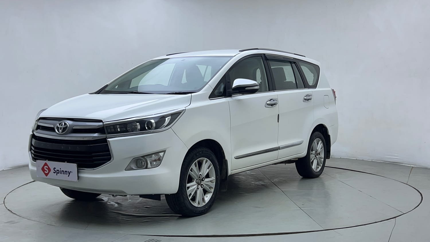 Innova-crysta