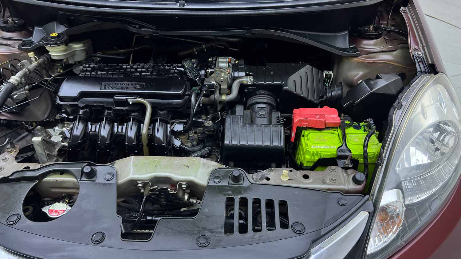 Used 2017 Honda Amaze 1.2 S i-VTEC Opt Petrol Manual engine ENGINE LEFT SIDE VIEW