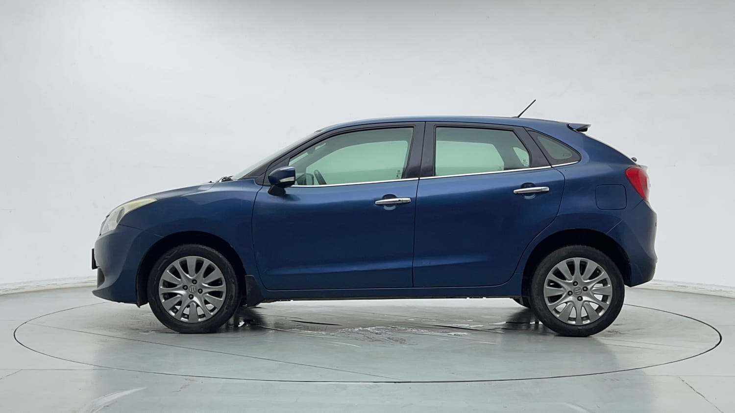Used 2017 Maruti Suzuki Baleno Zeta 1.2 Petrol Manual exterior LEFT SIDE VIEW