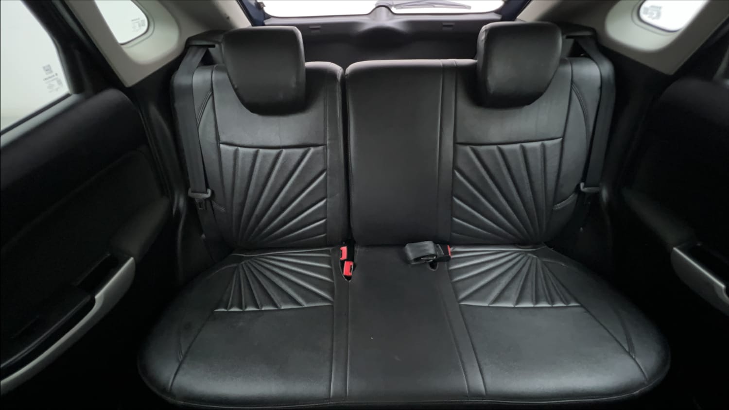 Used 2017 Maruti Suzuki Baleno Zeta 1.2 Petrol Manual interior REAR SEAT CONDITION VIEW