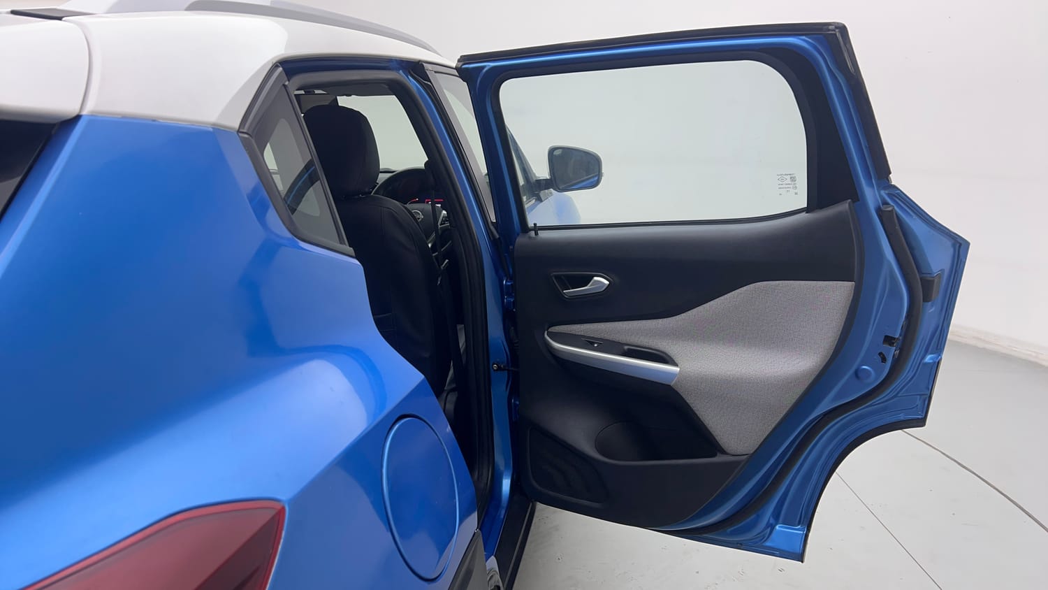 2021 Nissan Magnite XV Turbo Dual Tone-20