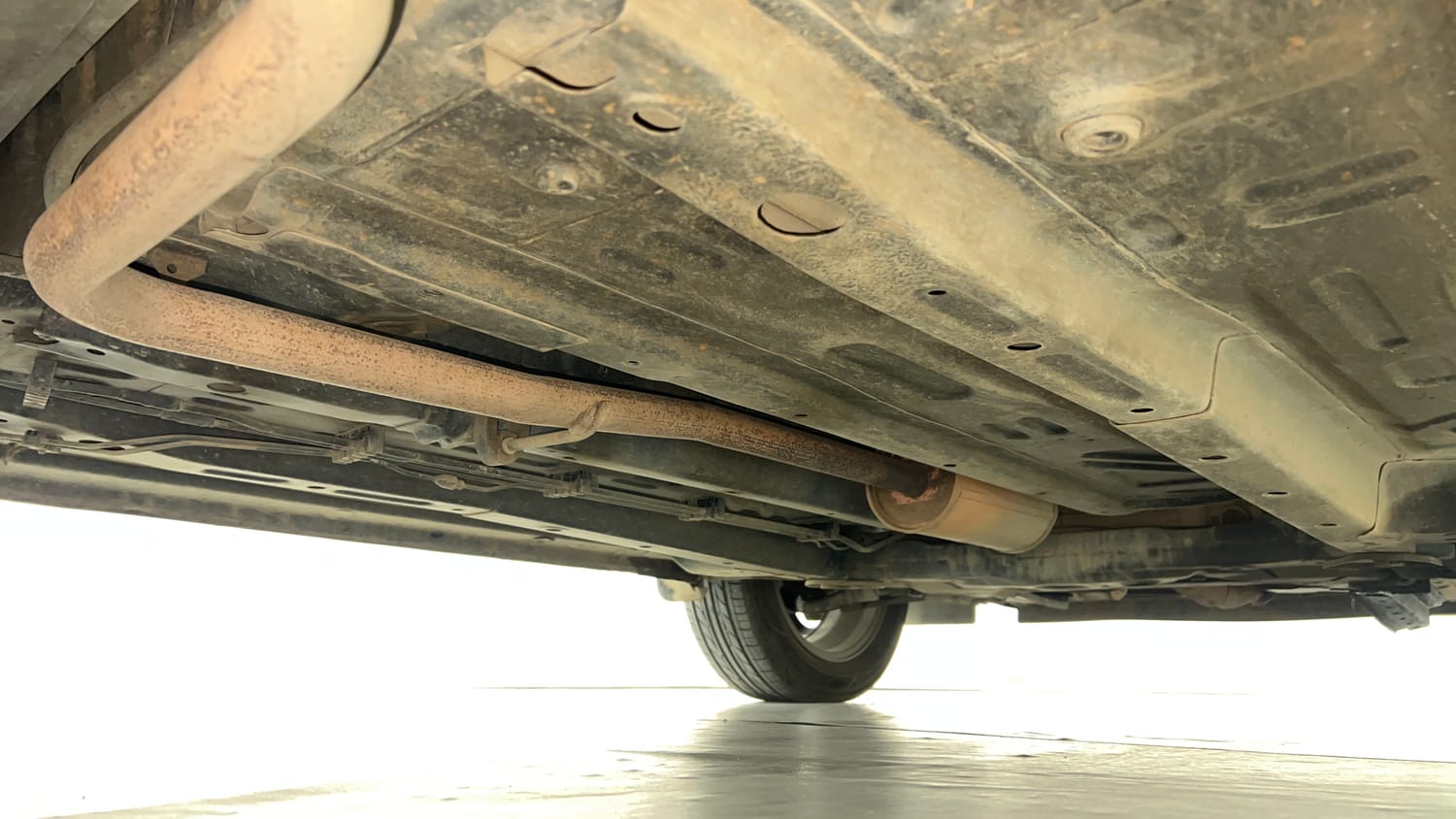 Used 2022 Tata Punch Kaziranga Creative AMT Petrol Automatic extra REAR RIGHT UNDERBODY VIEW