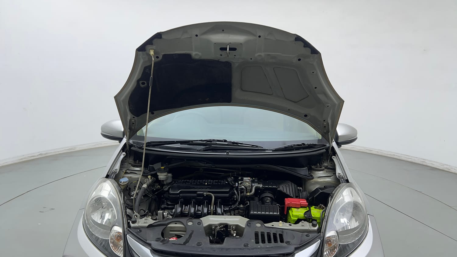 Used 2016 Honda Amaze 1.2 S i-VTEC Petrol Manual engine ENGINE & BONNET OPEN FRONT VIEW