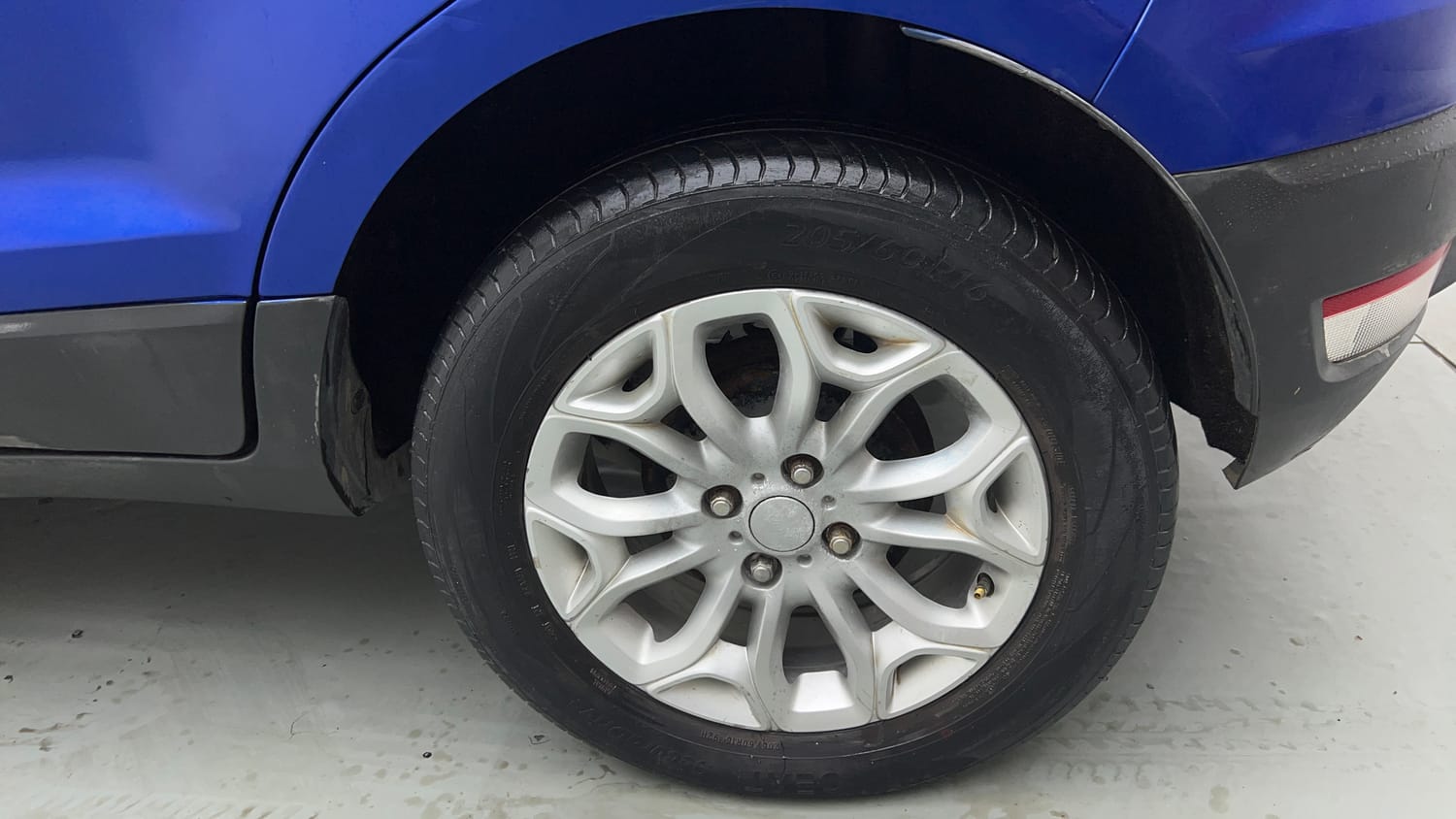2016 Ford EcoSport Titanium 1.5L Ti-VCT AT-35