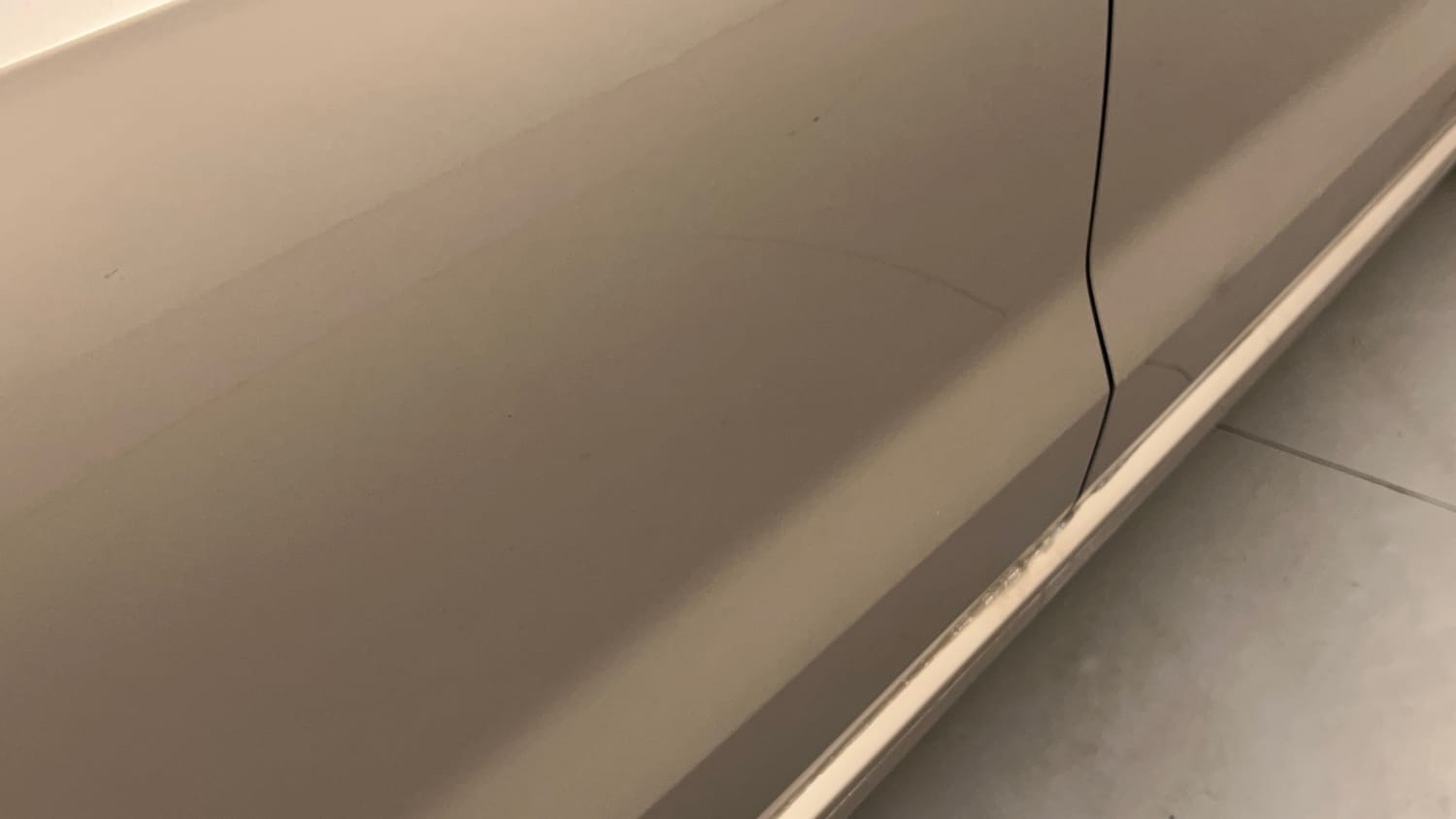 Used 2016 Volkswagen Vento Highline Petrol AT Petrol Automatic dents MINOR SCRATCH