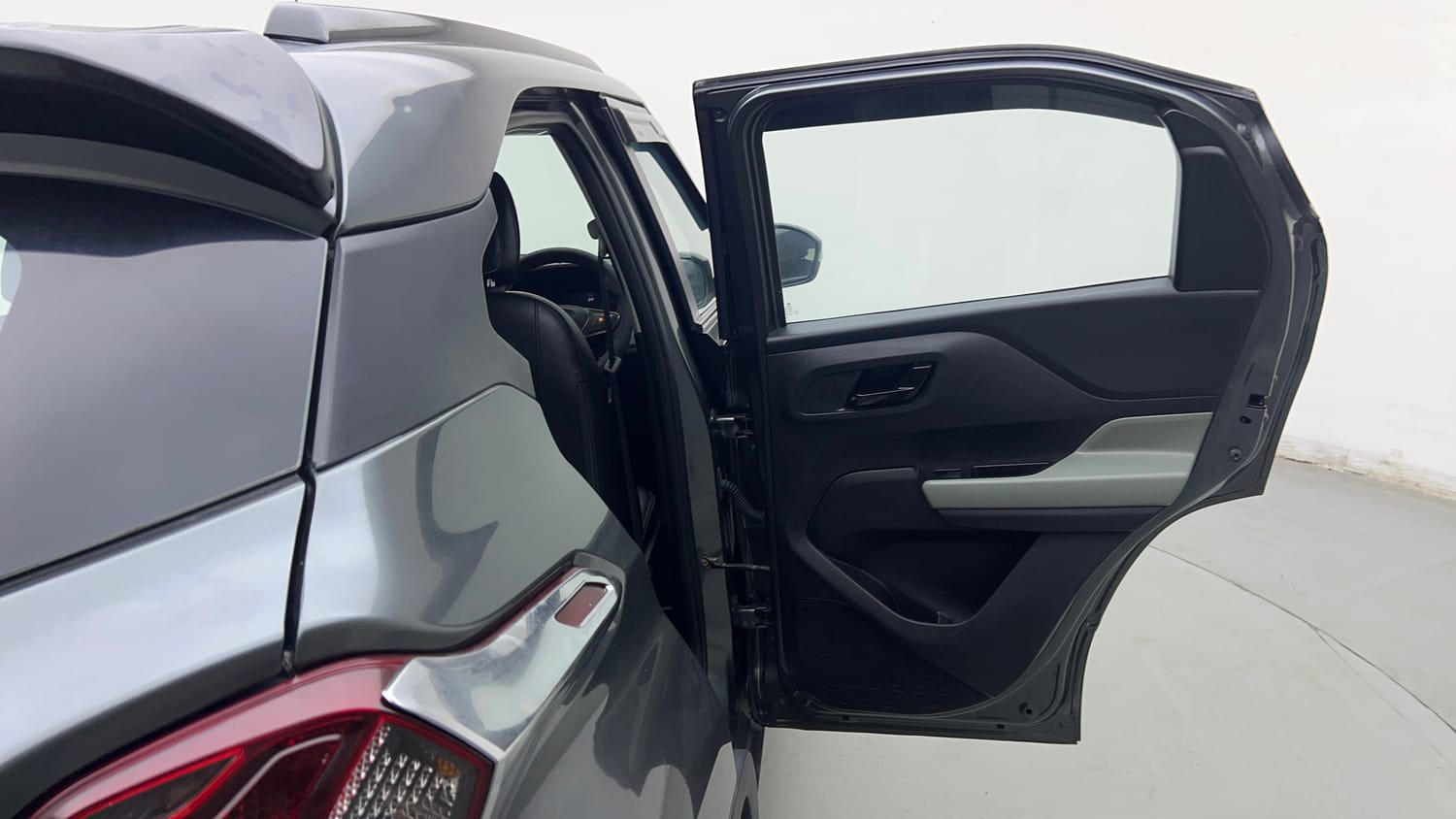 2023 Tata Punch Adventure MT-20